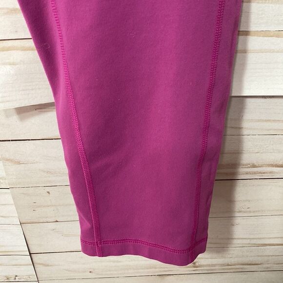 Lole Women's Motion Crop Capris Leggings - Picture 9 of 16